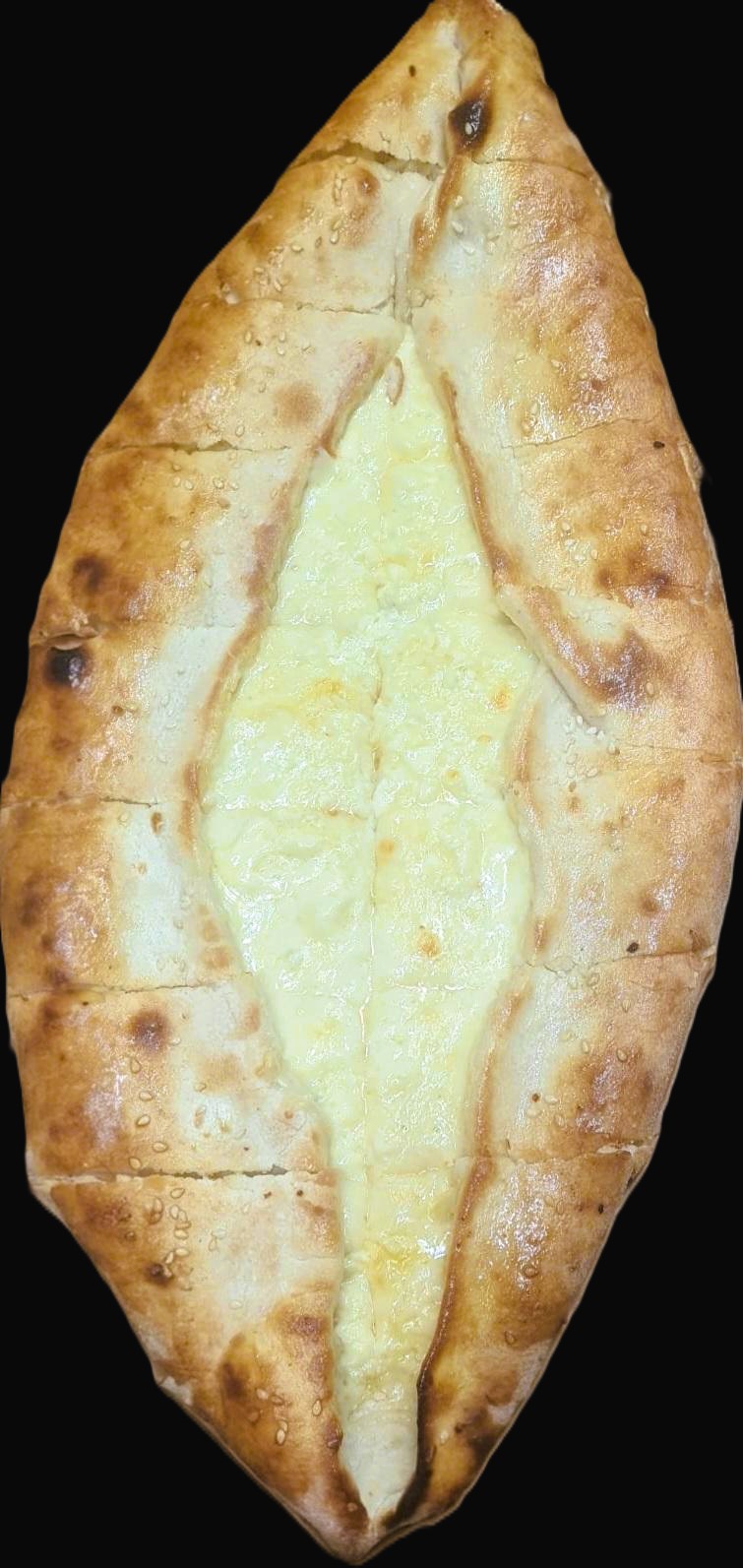 Pide mit Weichkäse